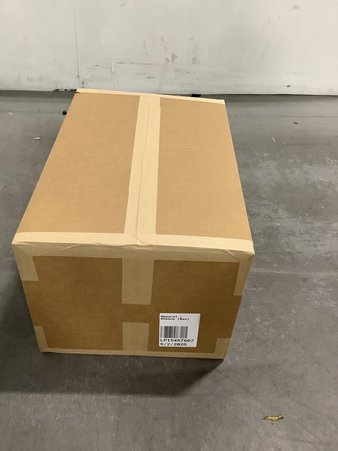 1 Parcel Box – 43 Pcs – Jeans, Pants, Legging & Shorts, T-Shirts, Polos, Sweaters & Cardigans, Underwear, Intimates, Sleepwear & Socks – Untested Customer Returns – Columbia, Under Armour, Wrangler – Outdoor Retailer