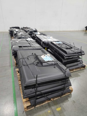 12 Pallets – 140 Pcs – LED & LCD – Damaged / Missing Parts / Tested NOT WORKING – VIZIO, Samsung, Onn, TCL