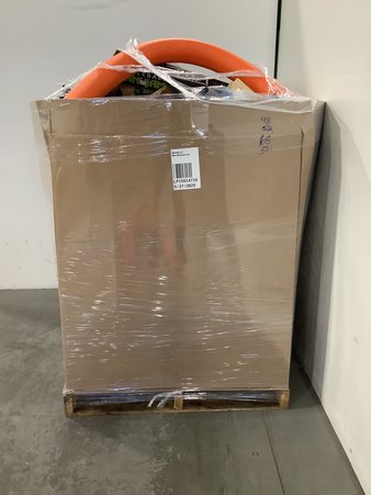 1 Pallets – 208 Pcs – Water Guns & Foam Blasters, Not Powered, Shooting, Camping & Hiking – Untested Customer Returns – Outdoor Retailer