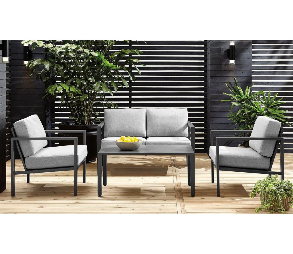 Pallet Mainstays 4 Piece Cushioned Conversation Set Customer