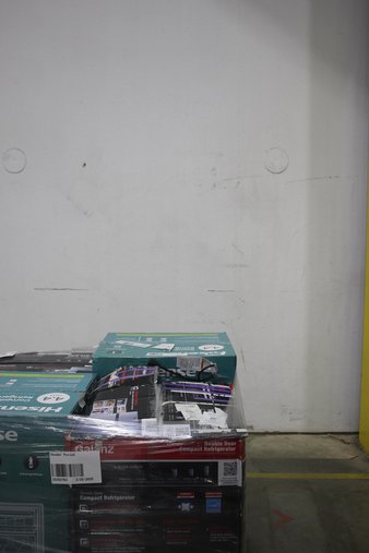 3 Pallets – 20 Pcs – Bar Refrigerators & Water Coolers, Unsorted, Refrigerators – Untested Customer Returns – Walmart