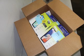 1 Parcel Box Box- 23 Pcs – Samsung, Other – Customer Returns (Plug and Play Tested) – Samsung, BLU, TCL, Nokia – Walmart