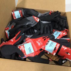 1 Parcel Box - 26 Pcs - Milwaukee Tools - Untested Customer Returns - Major Retailer