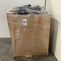 3 Pallets - 359 Pcs – Shooting, Hunting, Camping & Hiking, Fishing & Wildlife – Untested Customer Returns - Outdoor Retailer