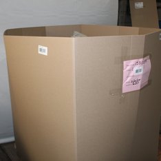 3 Pallets - 561 Pcs - Curtains & Window Coverings, Decorations & Favors, Bath, Sheets, Pillowcases & Bed Skirts - Like New or New Customer Returns - JC Penney