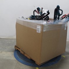 1 Pallet - 19 Pcs - Vacuums - Damaged / Missing Parts / Tested NOT WORKING - Shark, Dyson, Hoover, Bobsweep