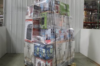 3 Pallets – 82 Pcs – New Single Cup Brewers, Microwaves, Fans, Heaters – New and New Damaged Box – Walmart