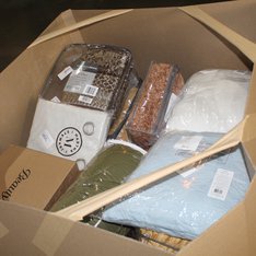3 Pallets - 192 Pcs - Curtains & Window Coverings, Bedding Sets, Rugs & Mats, Decor - Like New or New Customer Returns - JC Penney
