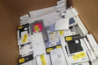 1 Parcel Box – 207 Pcs – Cases, Other, Apple Watch – OPEN BOX UNTESTED RETURNS – Walmart