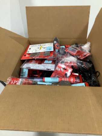 3 Parcel Boxes – 129 Pcs – Tool Accessories, Power Tools – Conditionally Assessed Milwaukee Tools Returns (Conditions in Manifest)