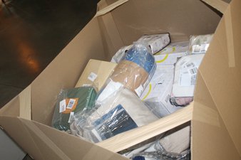 3 Pallets – 672 Pcs – Curtains & Window Coverings, Sheets, Pillowcases & Bed Skirts, Bedding Sets, Bath – Like New or New Customer Returns – JC Penney
