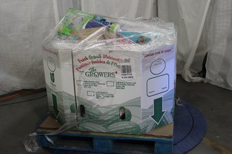 3 Pallets – 223 Pcs – New Costumes, Pet Toys & Pet Supplies, Pretend & Dress-Up, Decorations & Favors – New and New Damaged Box – Walmart