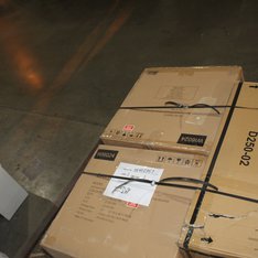 3 Pallets - 45 Pcs - Kitchen & Dining, Rugs & Mats, Living Room, Bedding Sets - Like New or New Customer Returns - JC Penney