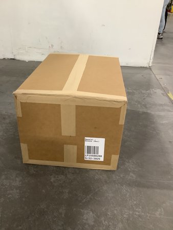 1 Parcel Box – 50 Pcs – Jeans, Pants, Legging & Shorts, Jackets & Outerwear, T-Shirts, Polos, Sweaters & Cardigans – Untested Customer Returns – Columbia, The North Face, Under Armour – Outdoor Retailer