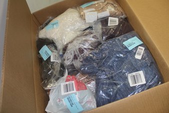 1 Parcel Box – 57 Pcs – Like New and New Apparel – T-Shirts, Polos, Sweaters, Dress Shirts, Dresses & Skirts – JC Penney