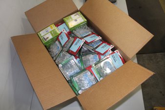 6 Pallets – 521 Pcs – New Office Supplies – New and New Damaged Box – Walmart