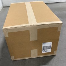 1 Parcel Box - 42 Pcs - T-Shirts, Polos, Sweaters, Jeans, Pants & Shorts - Untested Customer Returns - Under Armour, Wrangler, Columbia, The North Face - Outdoor Retailer