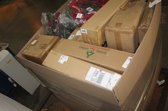 6 Pallets – 418 Pcs – Curtains & Window Coverings, Bedding Sets, Decorations & Favors, Sheets, Pillowcases & Bed Skirts – Like New or New Customer Returns – JC Penney