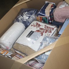 Truckload - 26 Pallets - 2657 Pcs - Curtains & Window Coverings, Bedding Sets, Decor, Bath - Like New or New Customer Returns - JC Penney