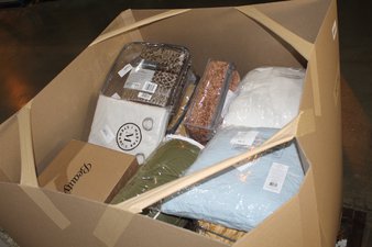 3 Pallets – 192 Pcs – Curtains & Window Coverings, Bedding Sets, Rugs & Mats, Decor – Like New or New Customer Returns – JC Penney