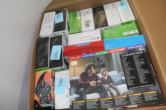 1 Parcel Box – 28 Pcs – Microsoft, Other – OPEN BOX UNTESTED RETURNS – Walmart