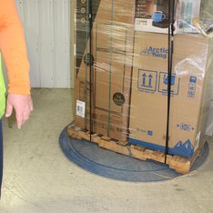 3 Pallets - 18 Pcs - Refrigerators, Single Cup Brewers, Fans - Overstock CL - Keurig, Frigidaire, Arctic King