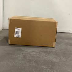 1 Parcel Box - 44 Pcs - Jackets & Outerwear, Jeans, Pants, Legging & Shorts - Untested Customer Returns - Under Armour, The North Face, Columbia - Outdoor Retailer
