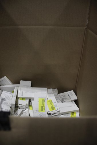 1 Parcel Box – 68 Pcs – Other – Untested Customer Returns – Walmart