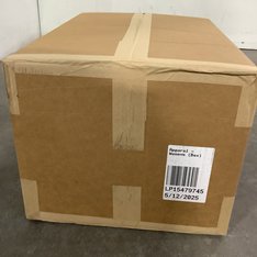 1 Parcel Box - 61 Pcs - Jeans, Pants, Legging & Shorts, T-Shirts, Polos, Sweaters & Cardigans - Untested Customer Returns - Columbia, The North Face, Under Armour - Outdoor Retailer