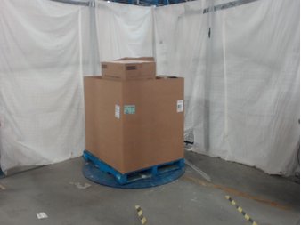 3 Pallets – 513 Pcs – New Food Processors, Blenders, Mixers & Ice Cream Makers, Rugs & Mats, Cases, Bath & Body – New and New Damaged Box – Walmart