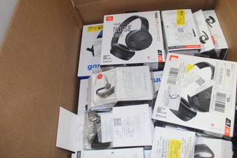 1 Parcel Box – 31 Pcs – Over Ear Headphones – OPEN BOX UNTESTED RETURNS – Walmart