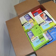 1 Parcel Box Box- 25 Pcs - Samsung - Customer Returns (Plug and Play Tested) - Samsung, Motorola, Tracfone, TCL - Walmart