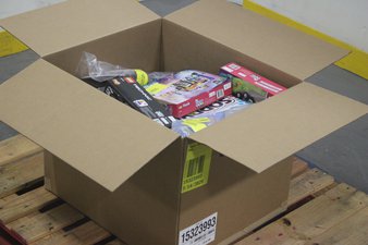 3 Parcel Boxes – 77 Pcs – Boardgames, Puzzles & Building Blocks, Dolls – NEW/SEALED Products – Walmart