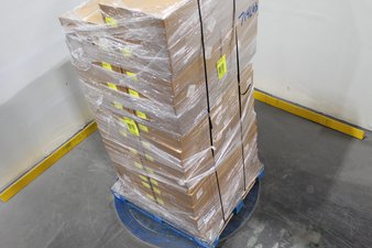 WEEKEND SPECIAL – 1 Pallet – 49 Pcs – New Vacuums – New and New Damaged Box – Walmart