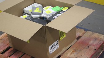 1 Parcel Box – 143 Pcs – Cases, Music CDs/Vinyl/Tapes, Apple Watch – NEW/SEALED Products – Walmart
