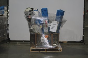 WEEKEND SPECIAL – 12 Pallets – 570 Pcs – Hair Care, Oral Care, Shaving, Automotive Accessories – Untested Customer Returns – Walmart