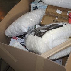 12 Pallets - 1468 Pcs - Curtains & Window Coverings, Decor, Kitchen & Dining, Sheets, Pillowcases & Bed Skirts - Like New or New Customer Returns - JC Penney