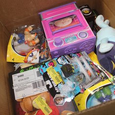 1 Parcel Box - 25 Pcs - Stuffed Animals, Action Figures - OPEN BOX UNTESTED RETURNS - Walmart