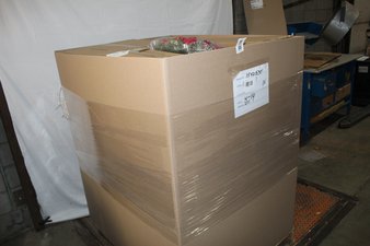 6 Pallets – 295 Pcs – Curtains & Window Coverings, Decorations & Favors, Kitchen & Dining, Decor – Like New or New Customer Returns – JC Penney