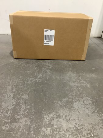 1 Parcel Box – 36 Pcs – T-Shirts, Polos, Sweaters, Jeans, Pants & Shorts – Untested Customer Returns – Columbia, Under Armour, Arctix, ActionHeat – Outdoor Retailer