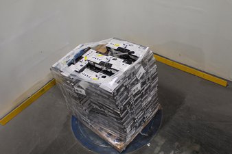 3 Pallets – 90 Pcs – Optics / Binoculars, Outdoor Sports, Exercise & Fitness – Untested Customer Returns – Walmart
