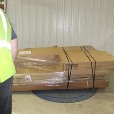 1 Pallets - 7 Pcs - New Bedroom - New and New Damaged Box - Walmart