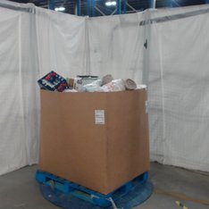 1 Pallets – 593 Pcs – New Kitchen & Dining, Bath, Blankets, Throws & Quilts, Home Health Care – New and New Damaged Box – Walmart