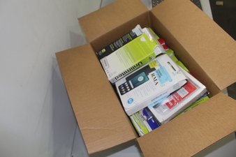 1 Parcel Box Box- 22 Pcs – Samsung – Customer Returns (Plug and Play Tested) – Samsung, T-Mobile, Nokia, Motorola – Walmart