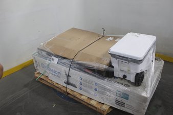 1 Pallets – 3 Pcs – Camping & Hiking – Untested Customer Returns – Walmart