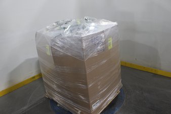 1 Pallets – 445 Pcs – New Earrings, Fragrances, Backpacks, Bags, Wallets & Accessories, Automotive Accessories – New and New Damaged Box – Walmart