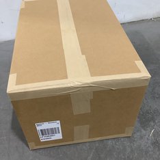 1 Parcel Box - 27 Pcs - Jackets & Outerwear, Jeans, Pants, Legging & Shorts - Untested Customer Returns - The North Face, Columbia - Outdoor Retailer