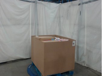 6 Pallets – 573 Pcs – New Kitchen & Dining, Blankets, Throws & Quilts, Bedroom, Bedding Sets – New and New Damaged Box – Walmart