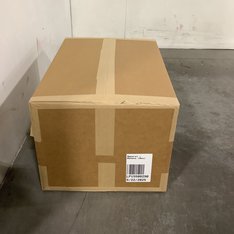 1 Parcel Box - 54 Pcs - Jeans, Pants, Legging & Shorts, T-Shirts, Polos, Sweaters & Cardigans, Jackets & Outerwear - Untested Customer Returns - Columbia, The North Face, ARIAT, Kavu - Outdoor Retailer