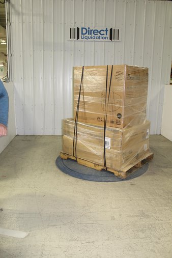 6 Pallets – 32 Pcs – New Living Room, Bedroom – New and New Damaged Box – Walmart